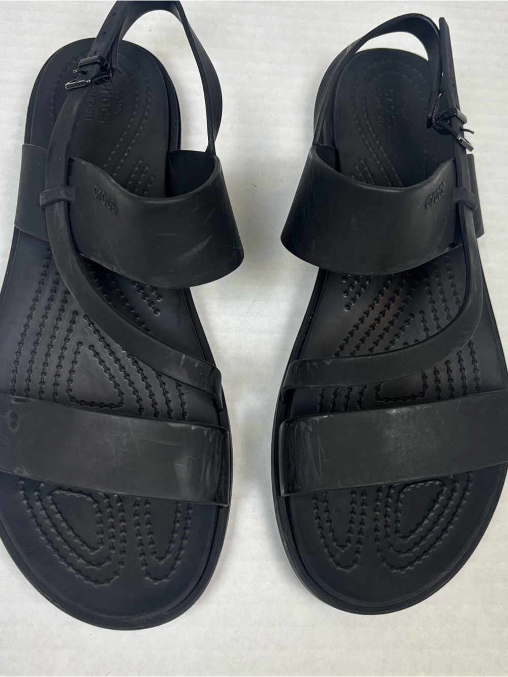 CROCS Women's Black Strappy Slingback Sandals